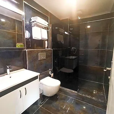 Livaneli Boutique 4*