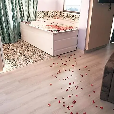 Livaneli Boutique 4*